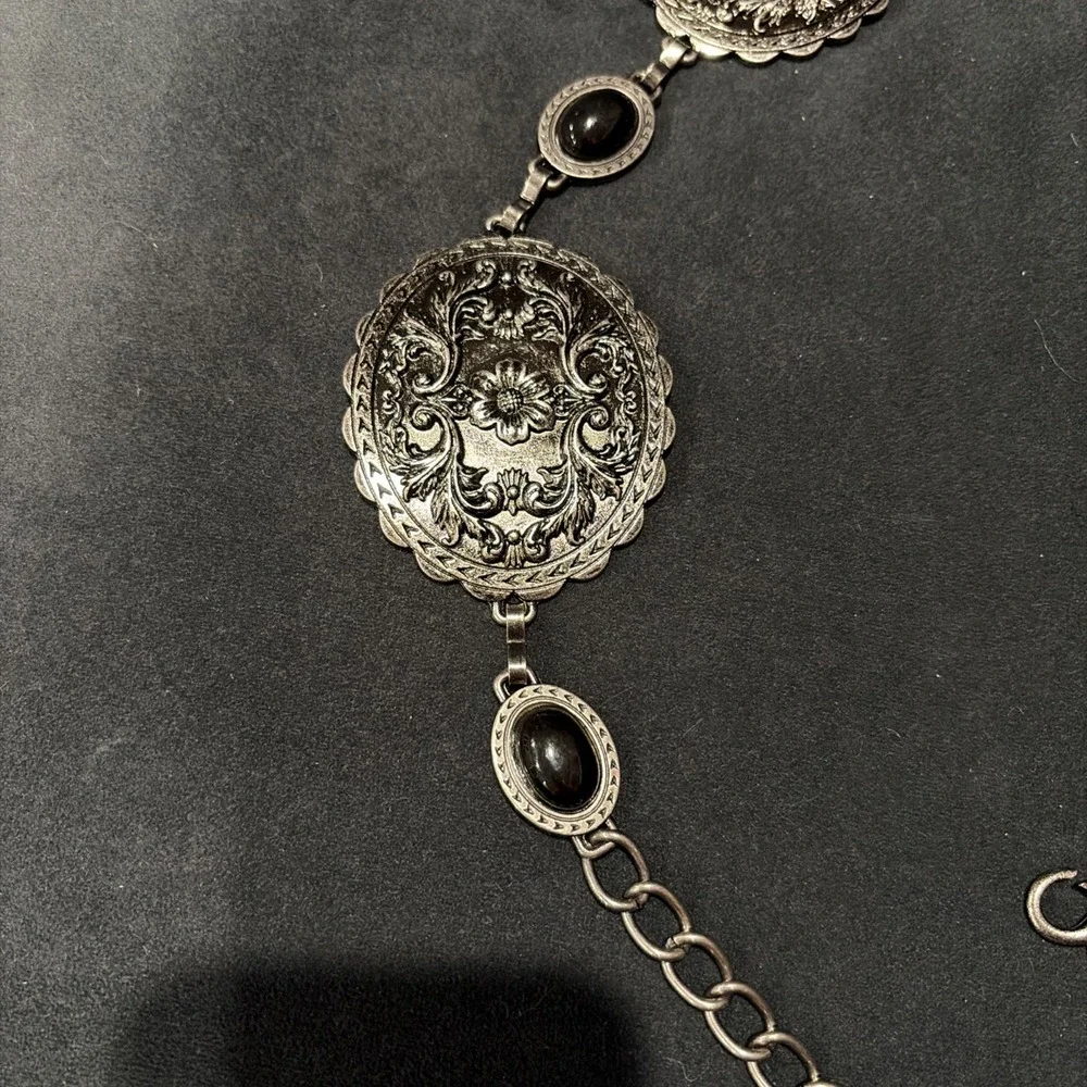 Concho Chain Belt Western Style Scalloped Floral Medallion Metal Rings 40